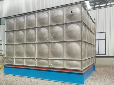 河南鍍（dù）鋅板水（shuǐ）箱